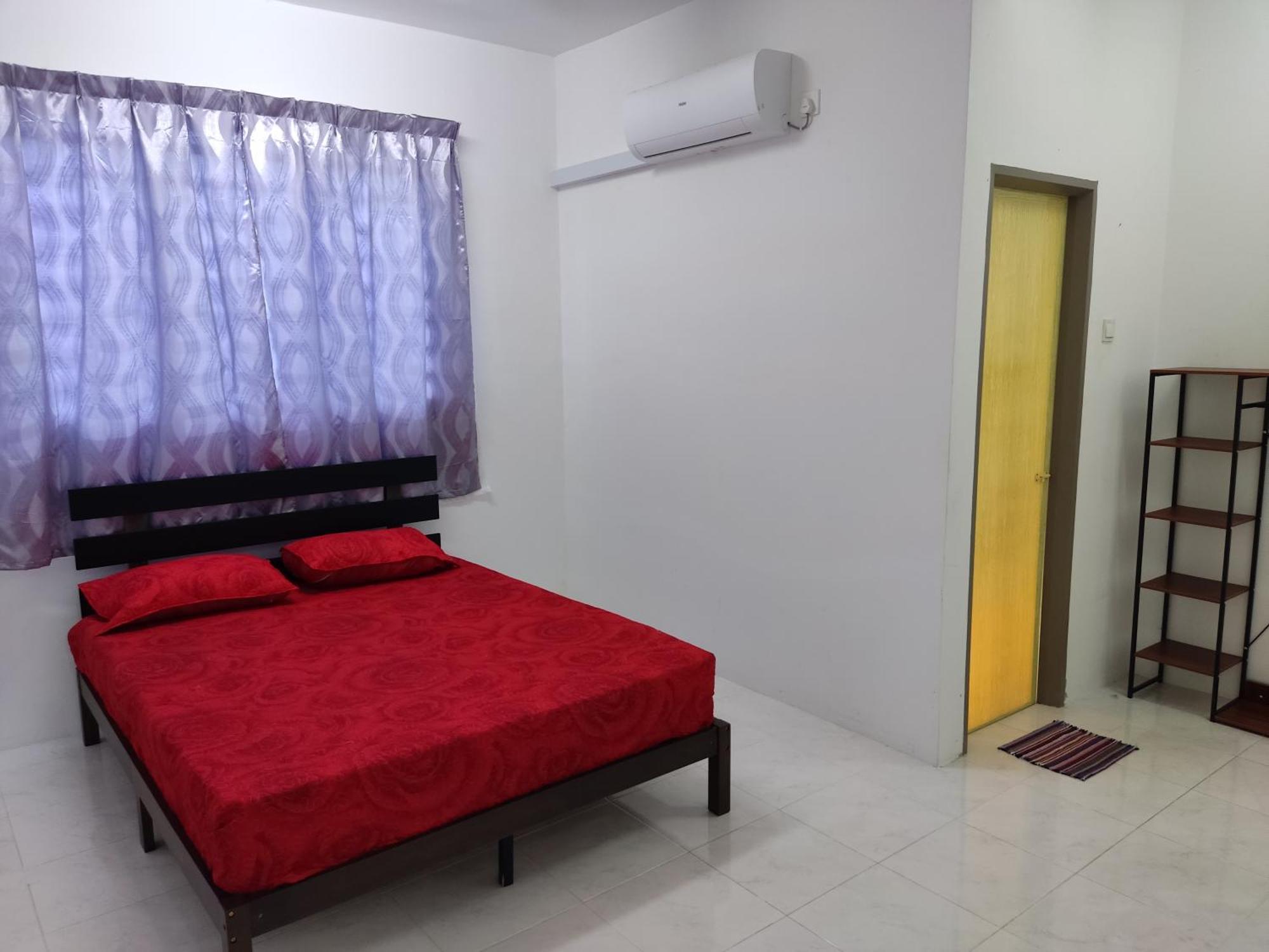 2Storey Asraf'S Homestay セリ・イスカンダル エクステリア 写真