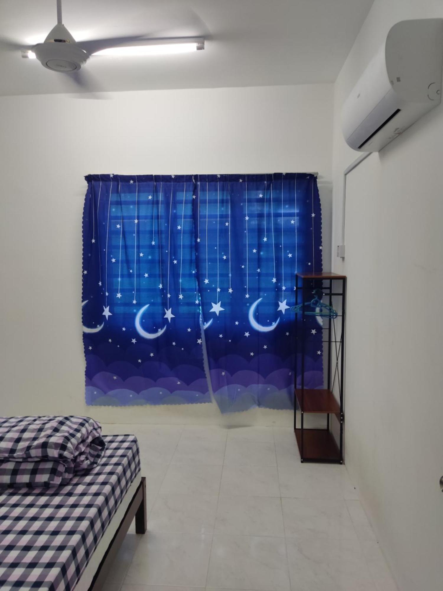 2Storey Asraf'S Homestay セリ・イスカンダル エクステリア 写真