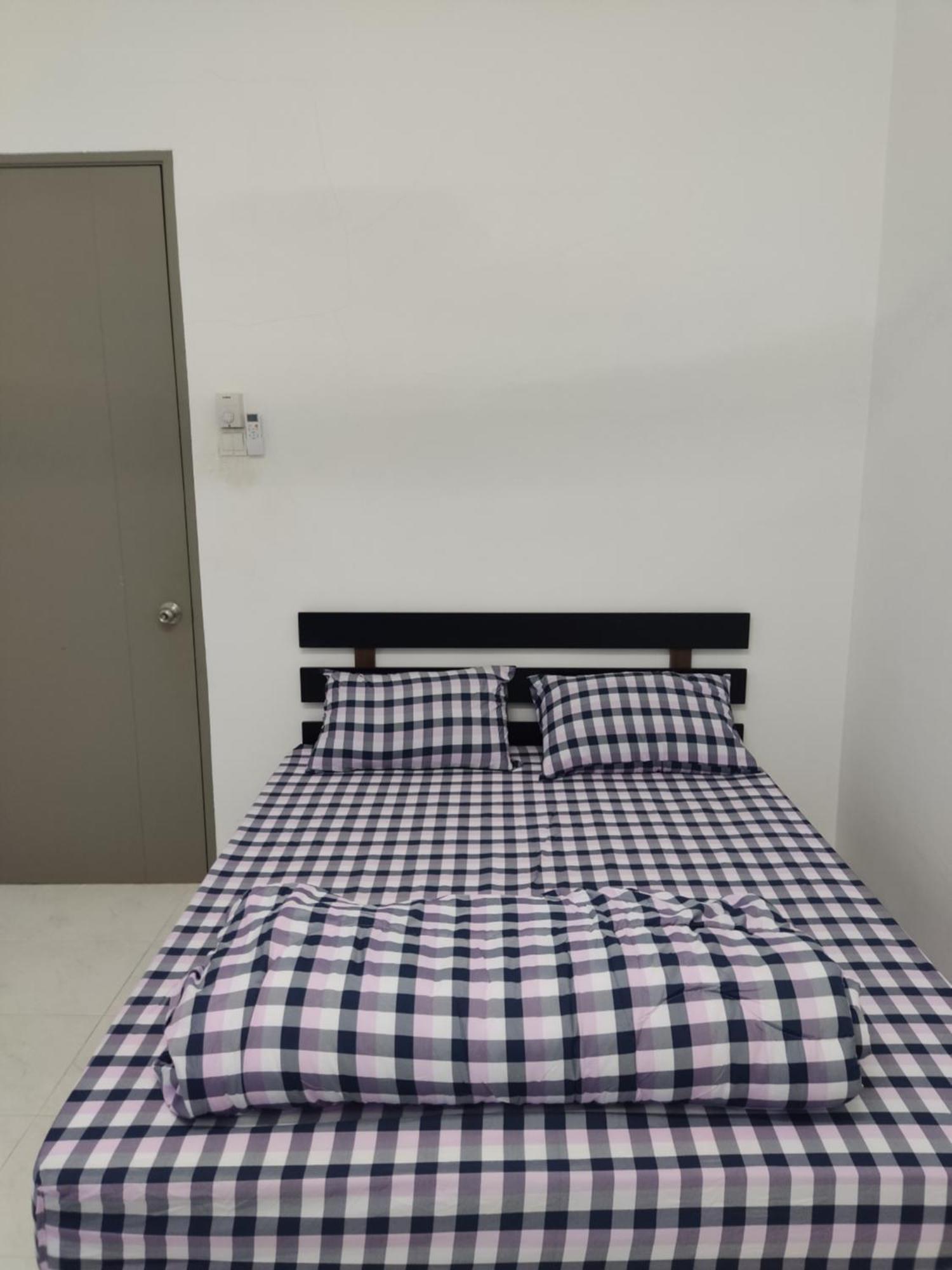 2Storey Asraf'S Homestay セリ・イスカンダル エクステリア 写真